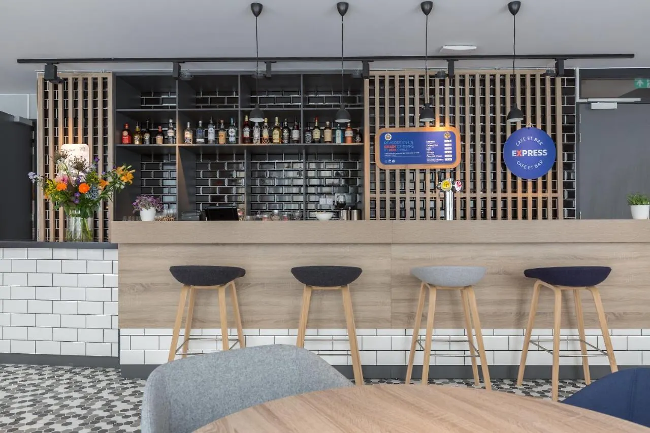 *** Hotel Holiday Inn Express Brussels-Grand-Place By Ihg Bélgica